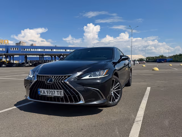 Lexus ES - зображення 1