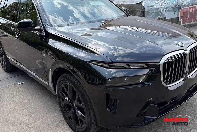 BMW X7 - фото 7