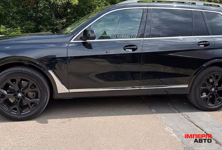 BMW X7 - фото 3