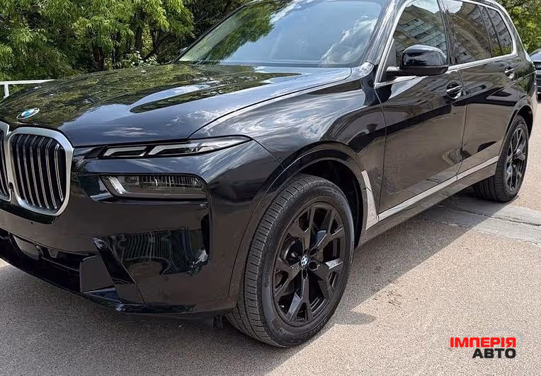 BMW X7 - фото 2