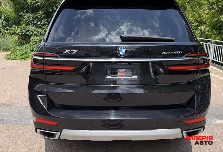 BMW X7 - фото 4