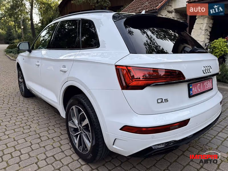 Audi Q5 - фото 8