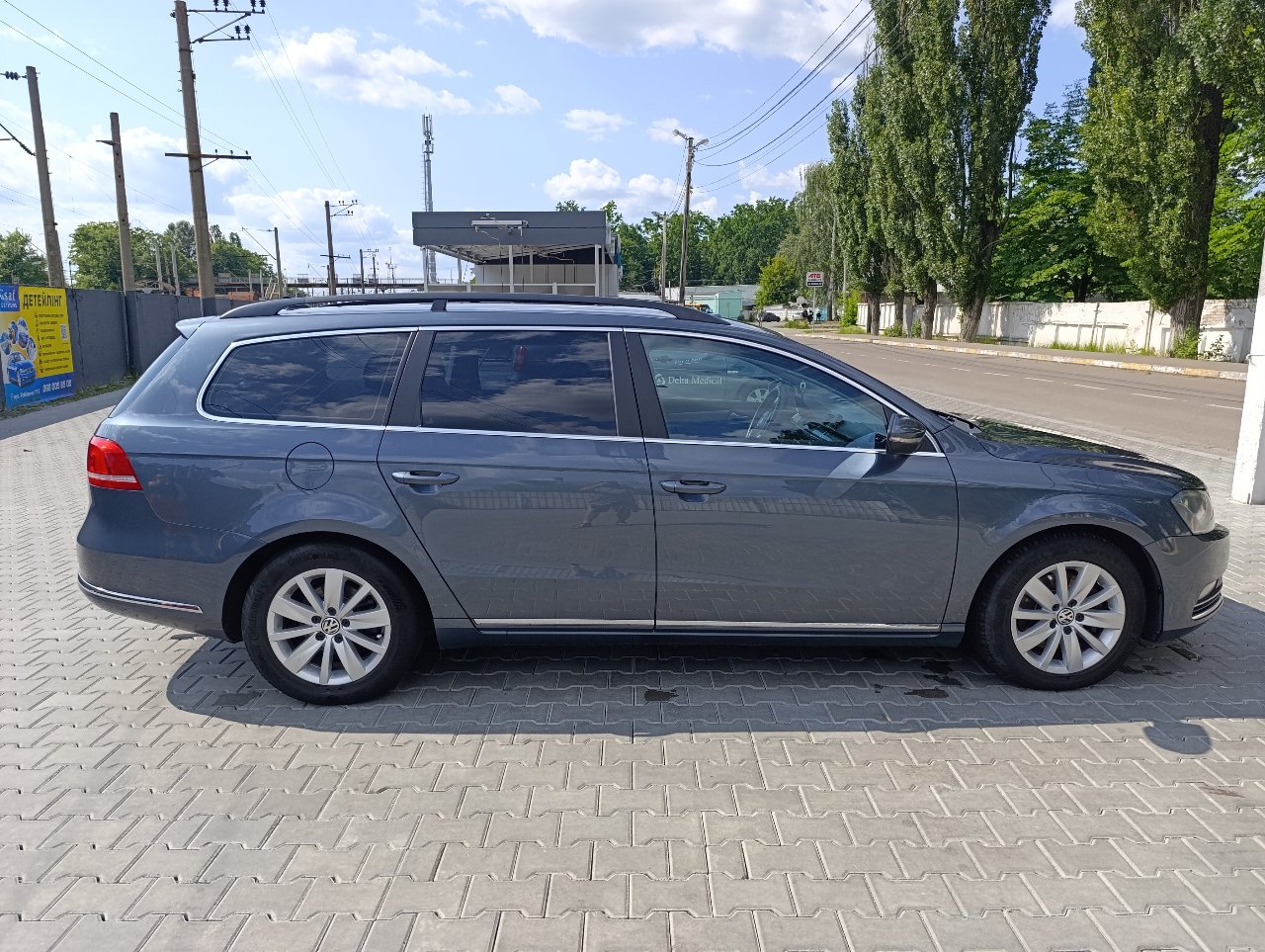 Volkswagen Passat - фото 7