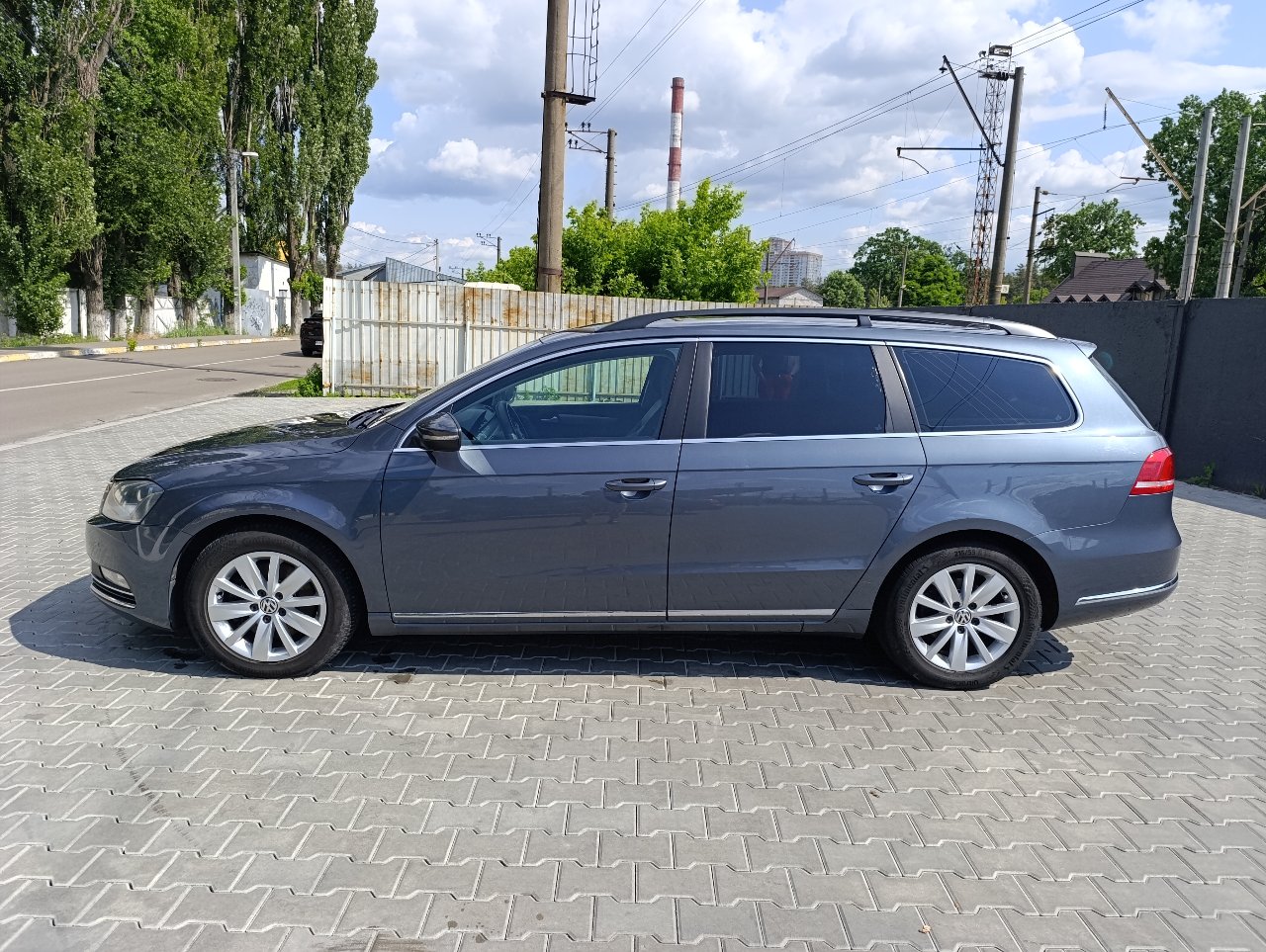 Volkswagen Passat - фото 6