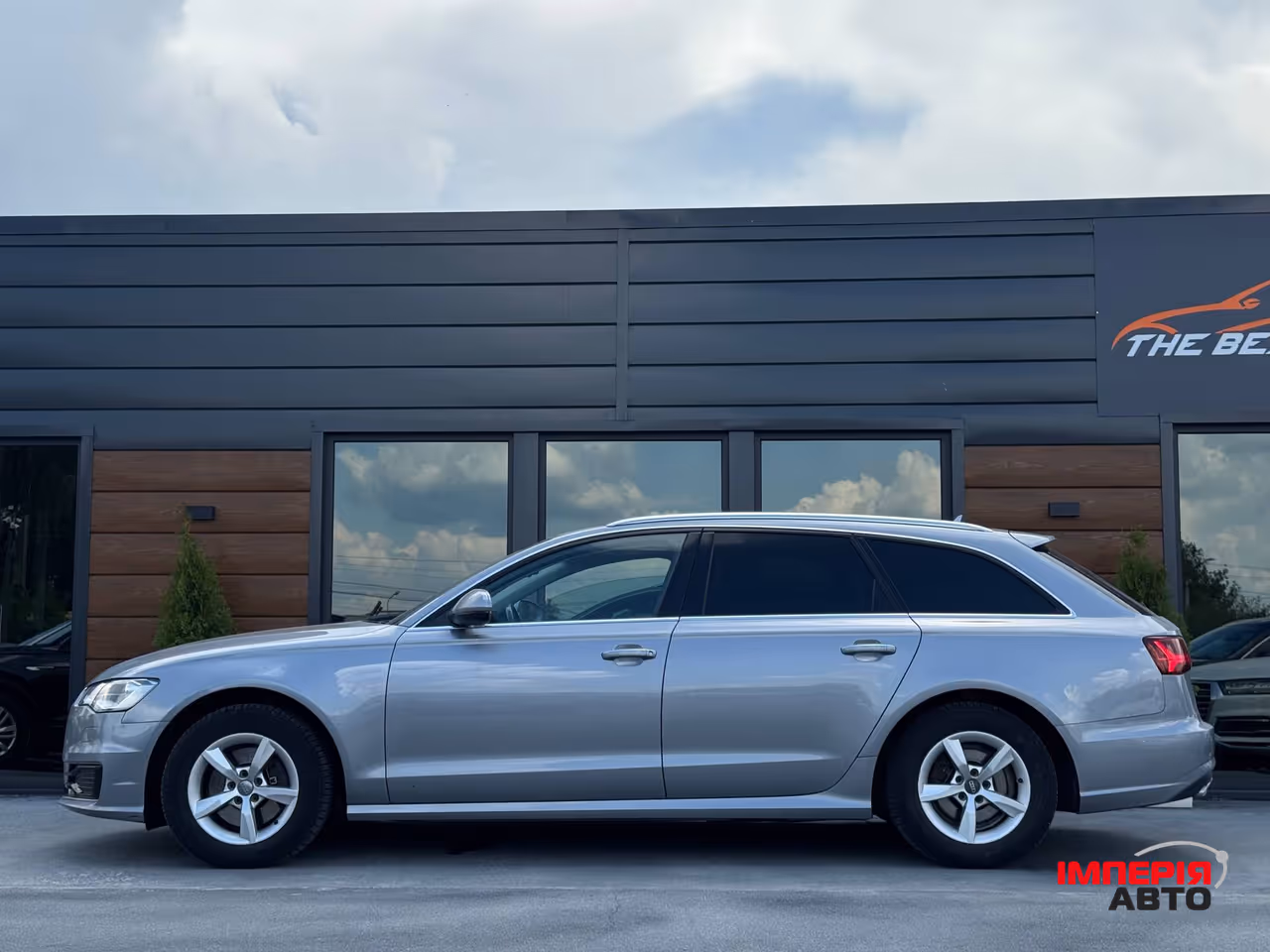 Audi A6 - фото 16