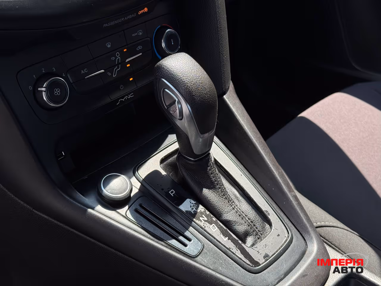 Ford Focus - фото 30