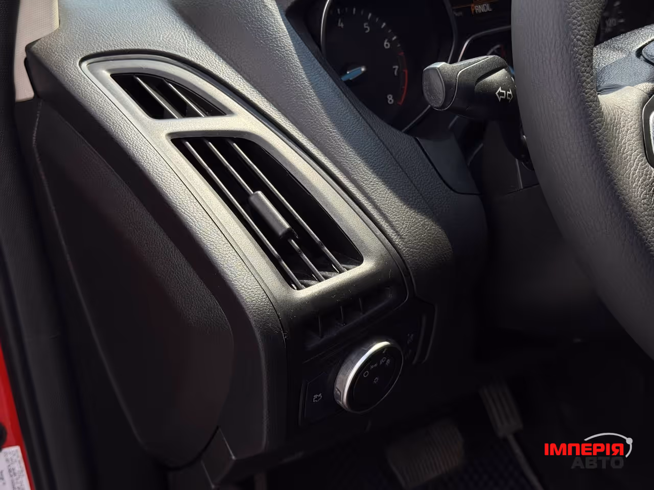 Ford Focus - фото 29