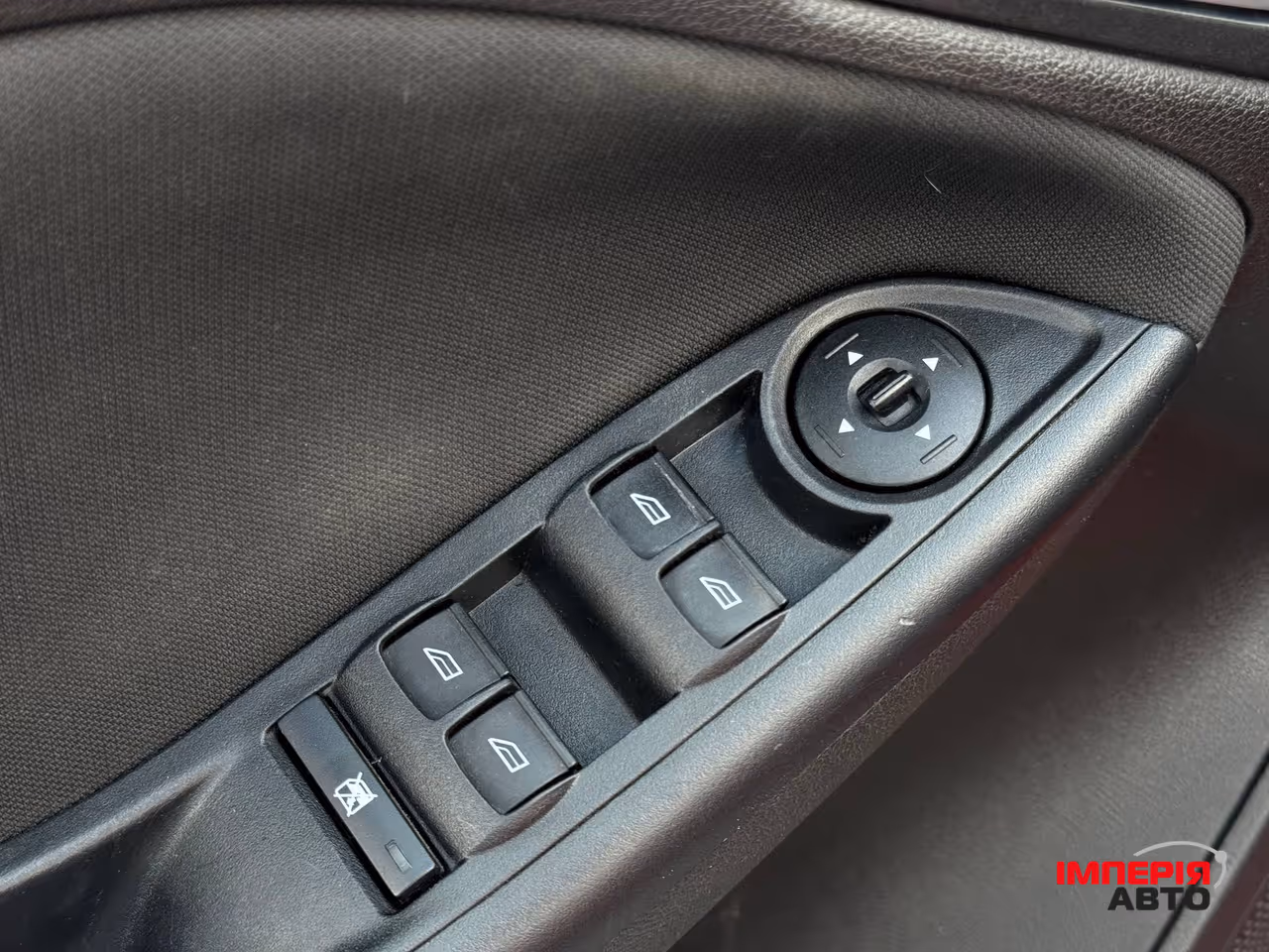 Ford Focus - фото 23