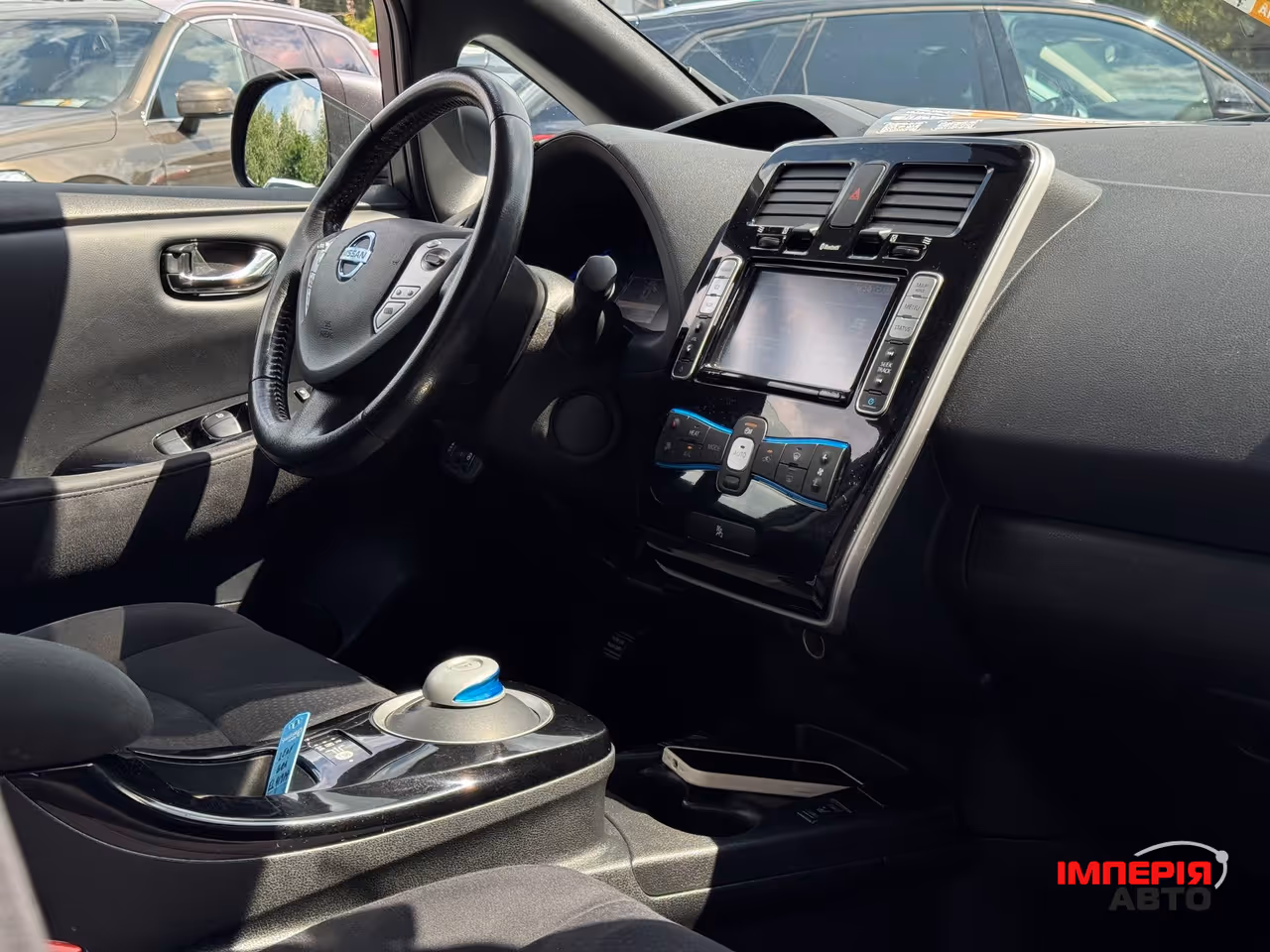 Nissan Leaf - фото 43