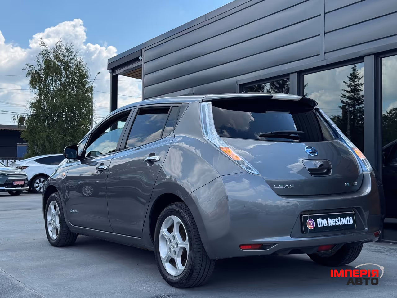 Nissan Leaf - фото 14