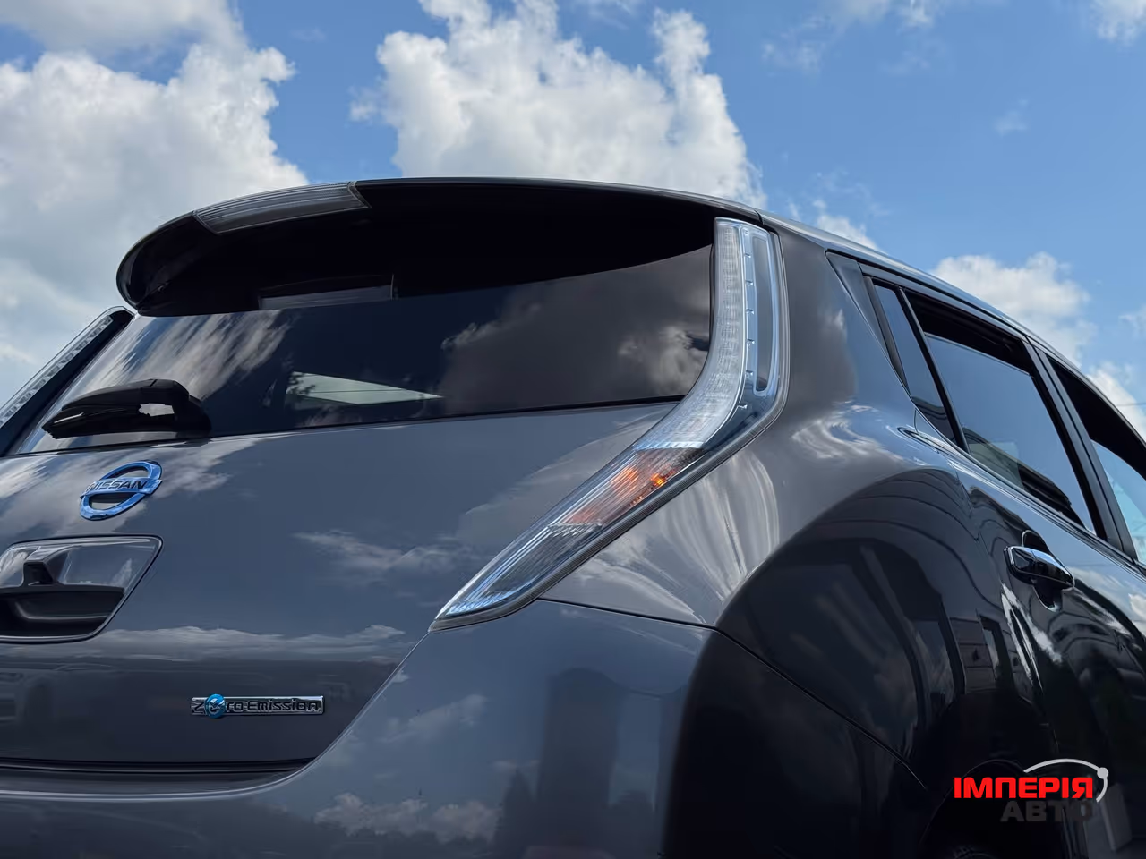 Nissan Leaf - фото 16