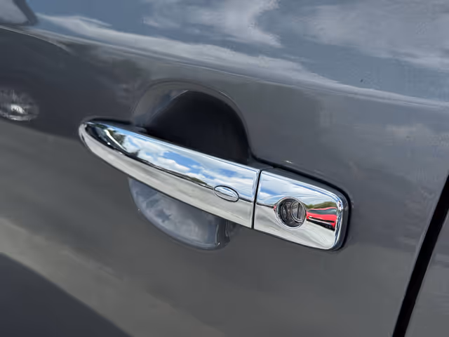 Nissan Leaf - зображення 5
