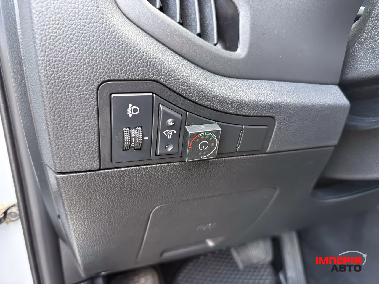 Kia Sportage - фото 21
