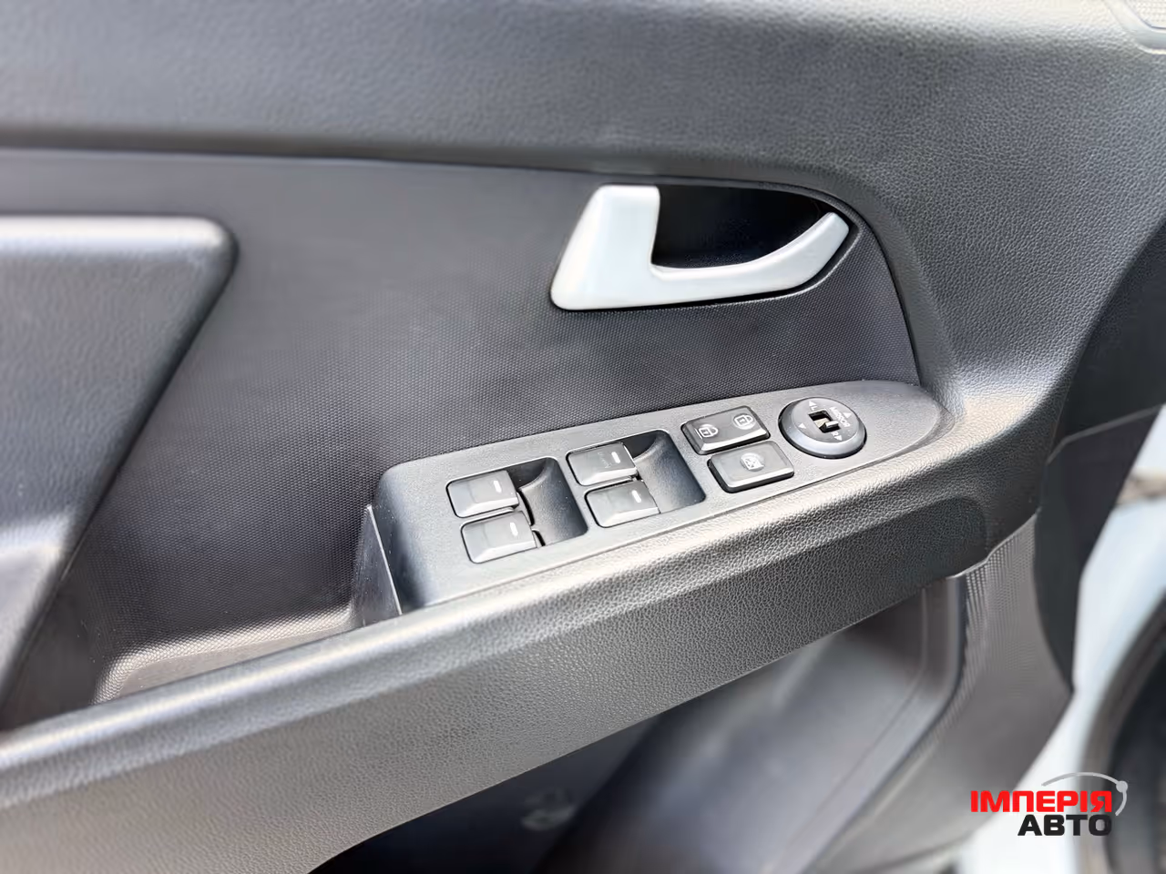Kia Sportage - фото 17