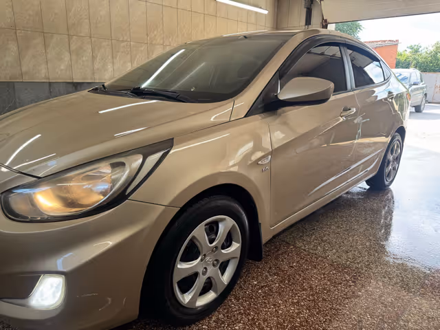 Hyundai Accent - зображення 2