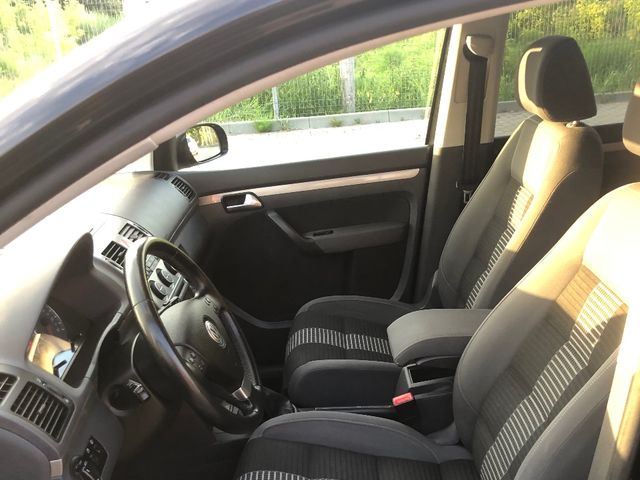 Volkswagen Touran 2009, Дубно, $8 700 - зображення 3