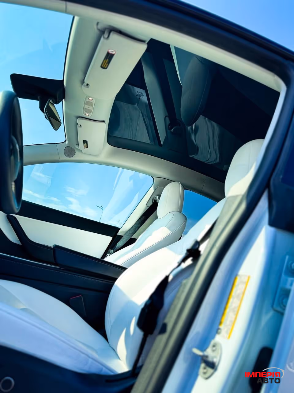 Tesla Model Y - фото 24