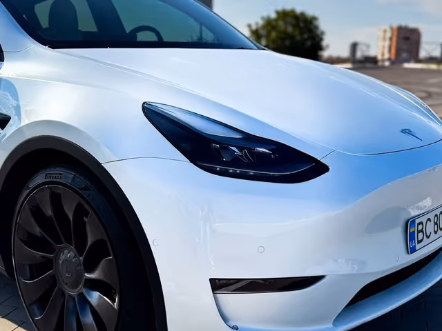 Tesla Model Y - зображення 3