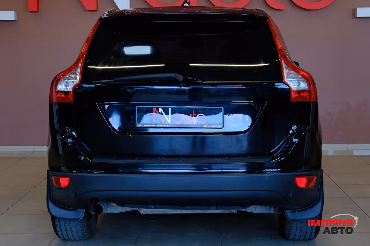 Volvo XC60 - фото 6