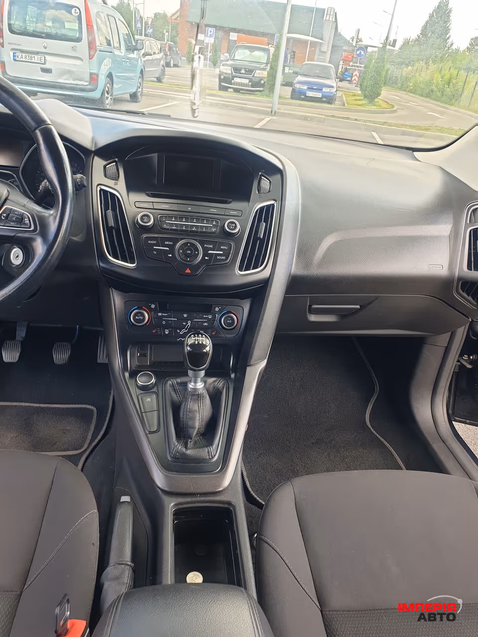 Ford Focus - фото 13