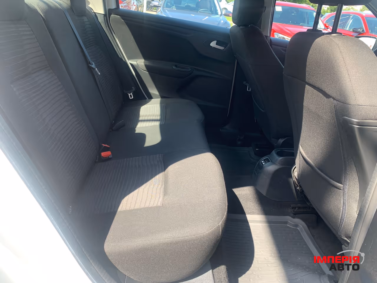 Peugeot 301 - фото 13