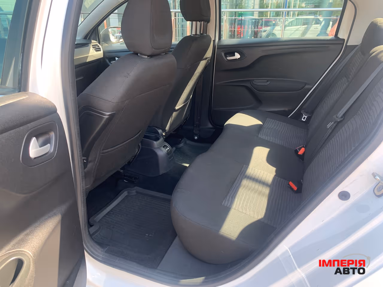 Peugeot 301 - фото 14