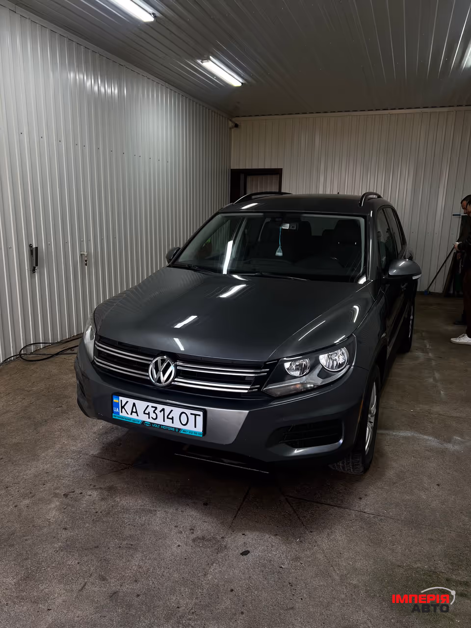 Volkswagen Tiguan - фото 4