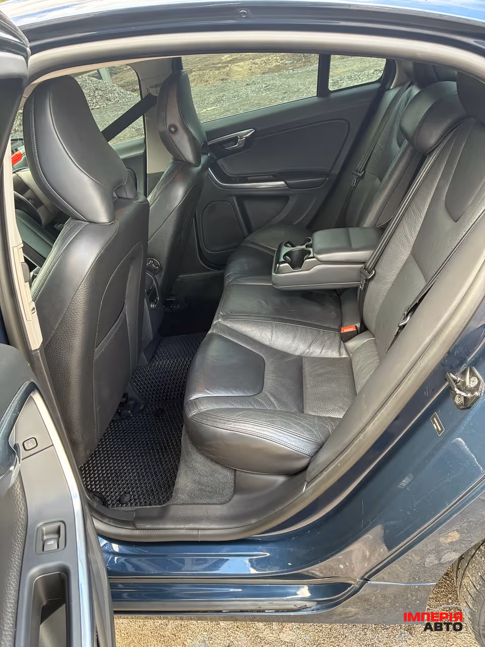 Volvo S60 - фото 9
