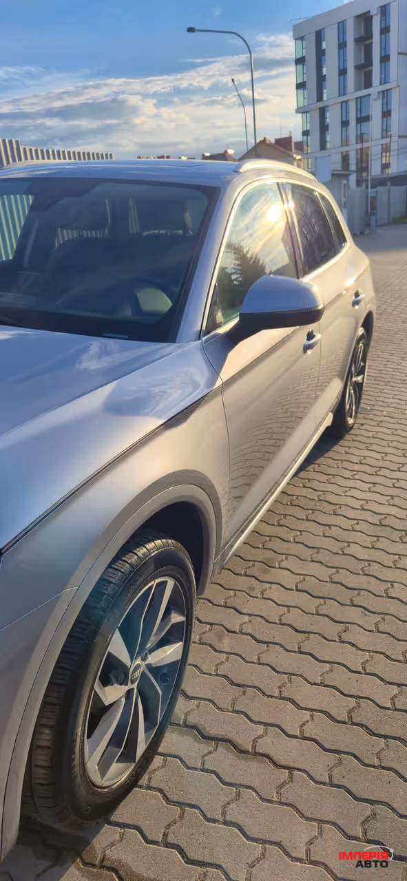 Audi Q5 - фото 8