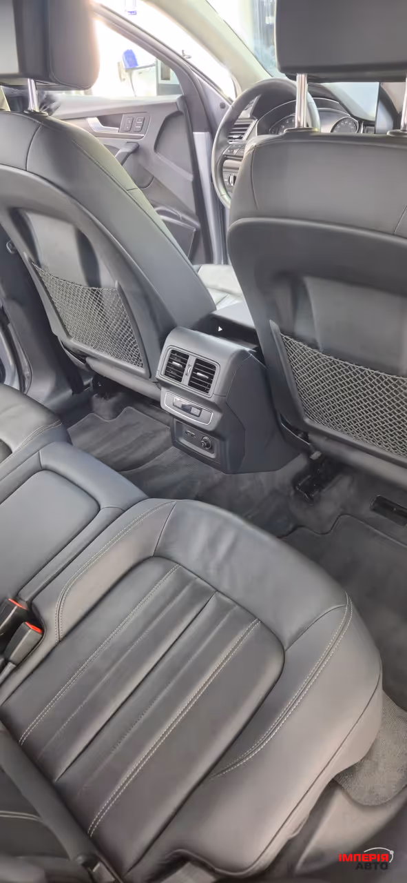 Audi Q5 - фото 16