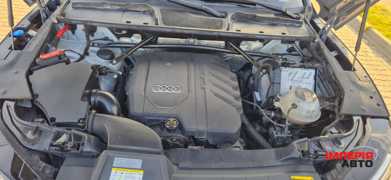 Audi Q5 - фото 7