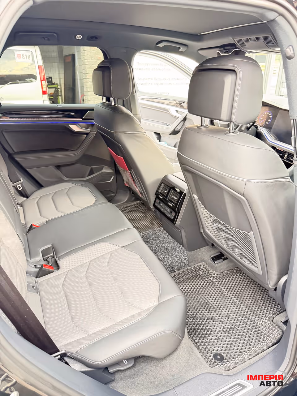 Volkswagen Touareg - фото 27