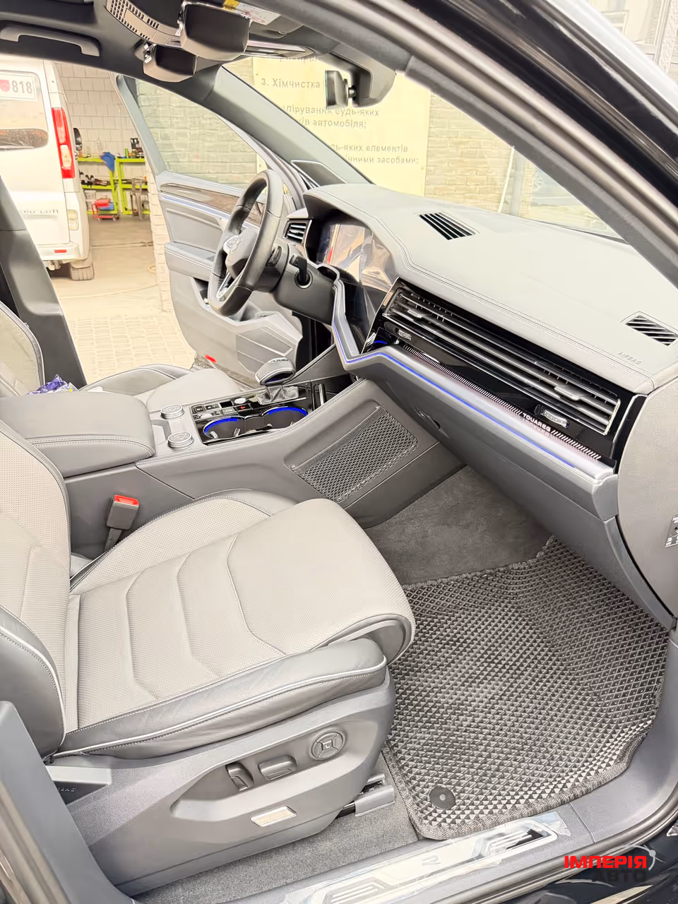 Volkswagen Touareg - фото 29