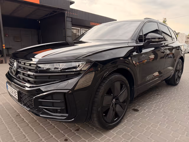 Volkswagen Touareg - зображення 2