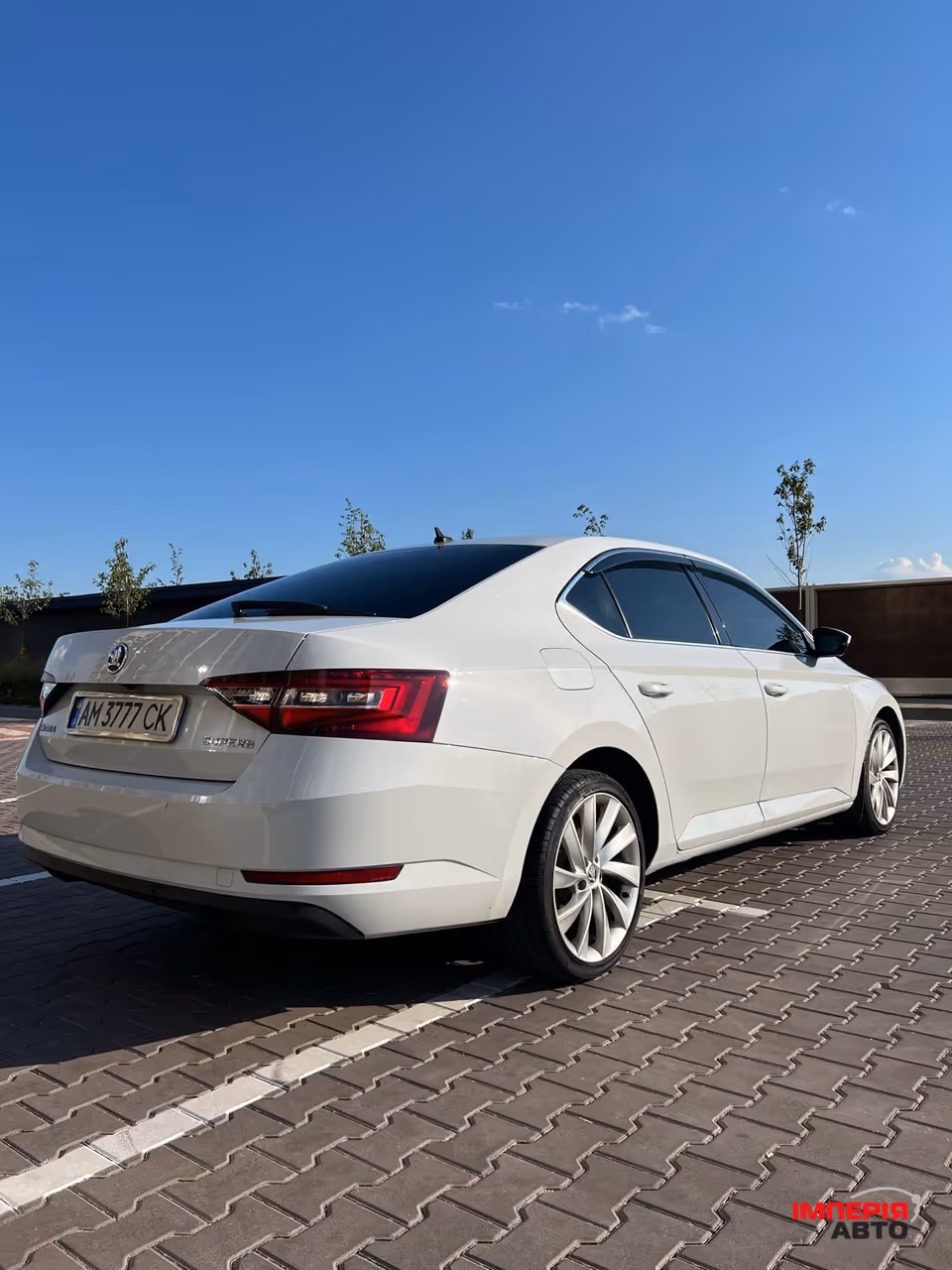 Skoda Superb - фото 5