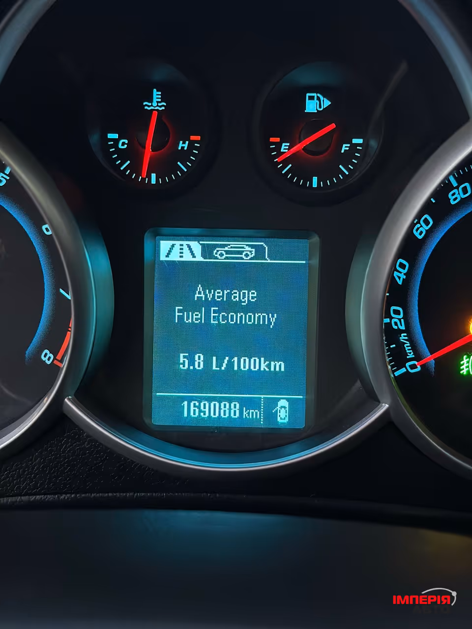 Chevrolet Cruze - фото 11