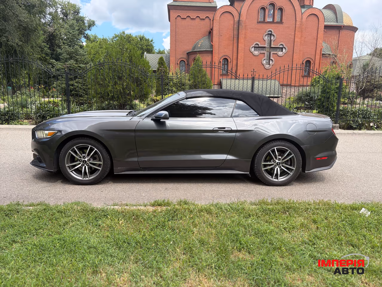 Ford Mustang - фото 2
