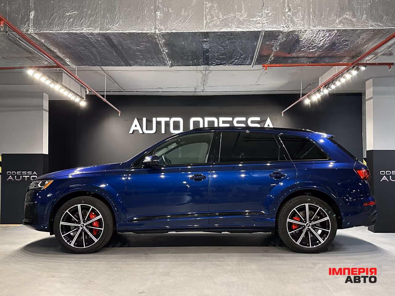 Audi Q7 - фото 4