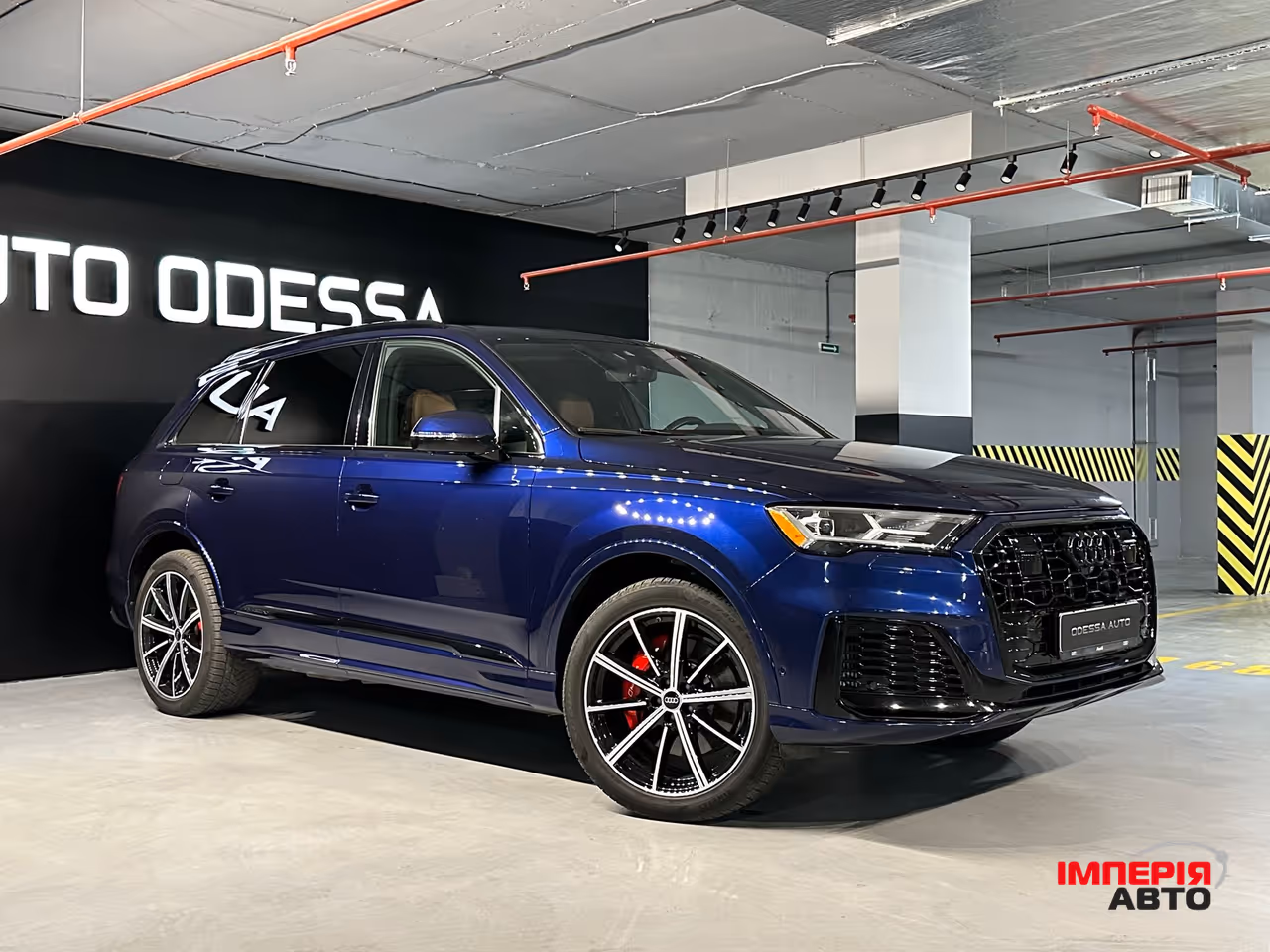 Audi Q7 - фото 3