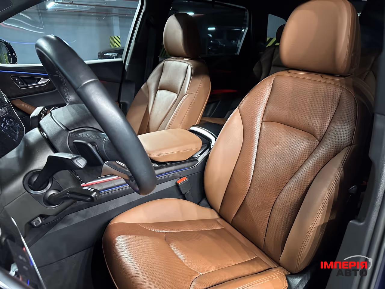 Audi Q7 - фото 17