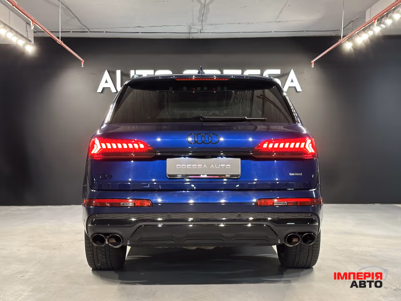 Audi Q7 - фото 8