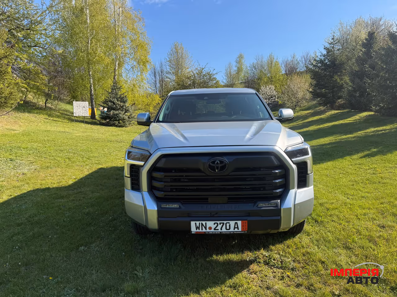 Toyota Tundra - фото 1