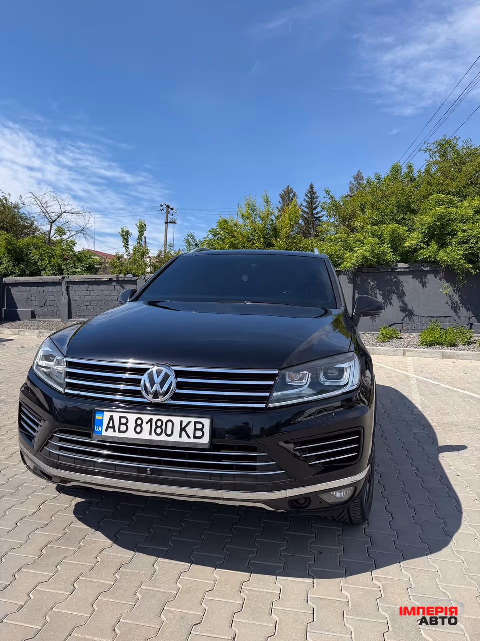 Volkswagen Touareg - фото 1