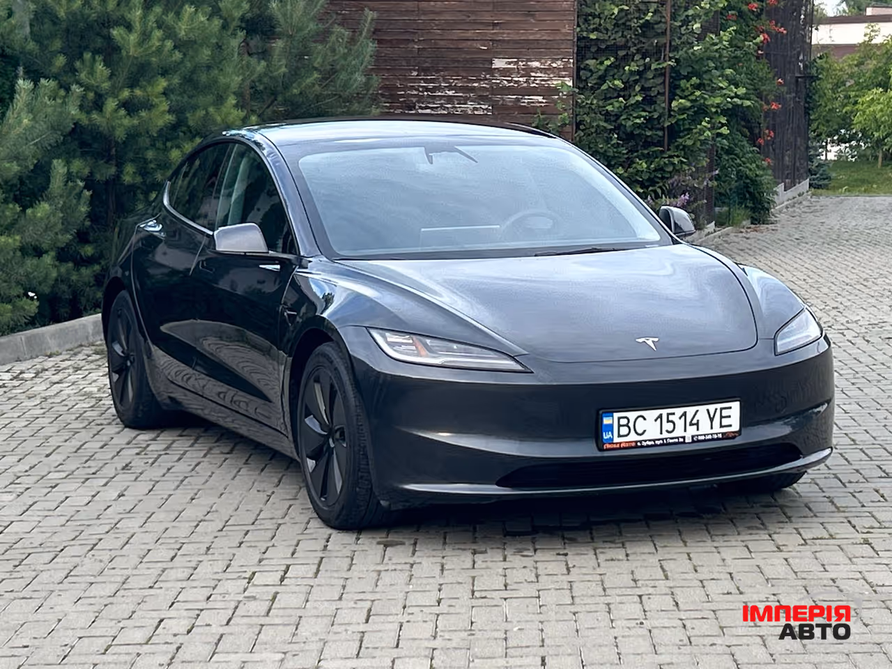 Tesla Model 3 - фото 2