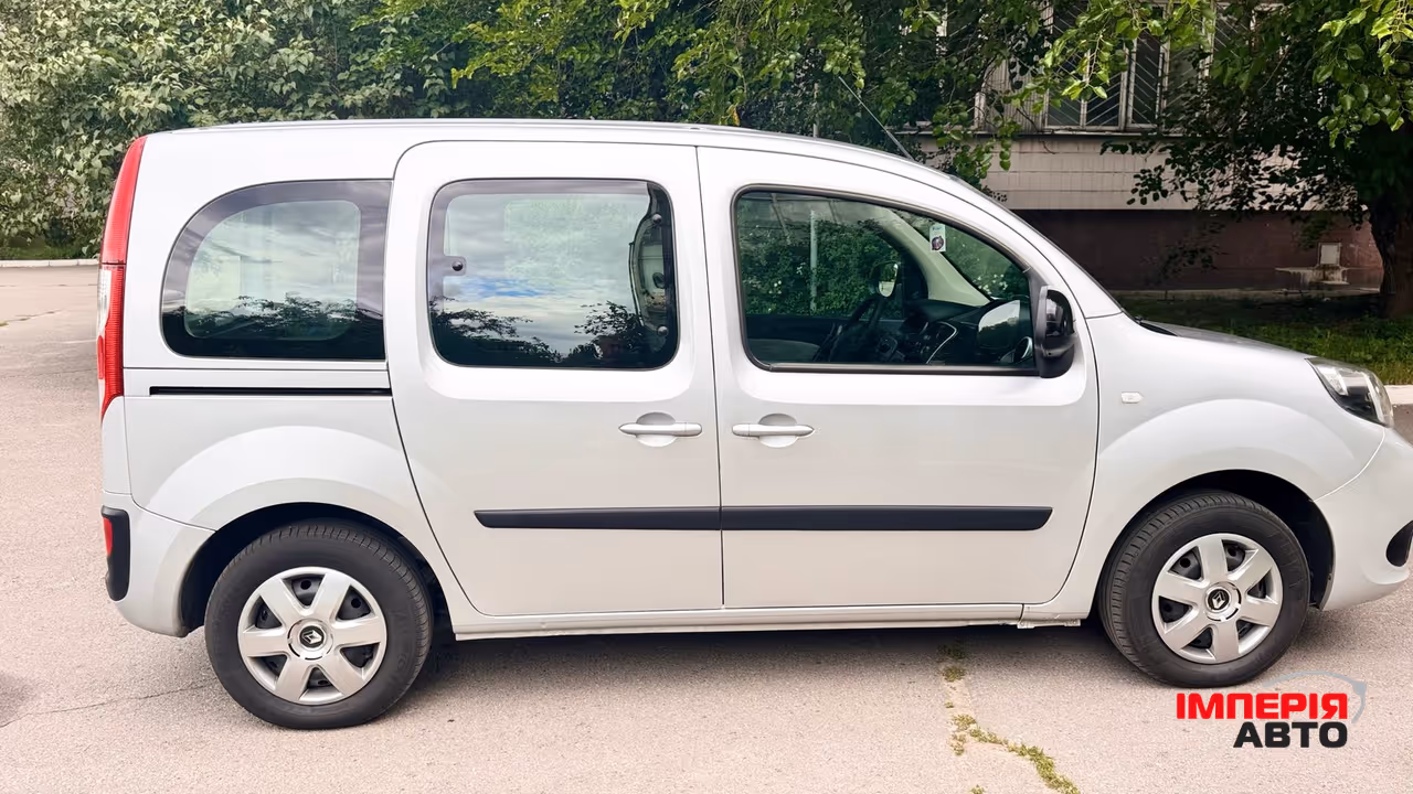 Renault Kangoo - фото 6