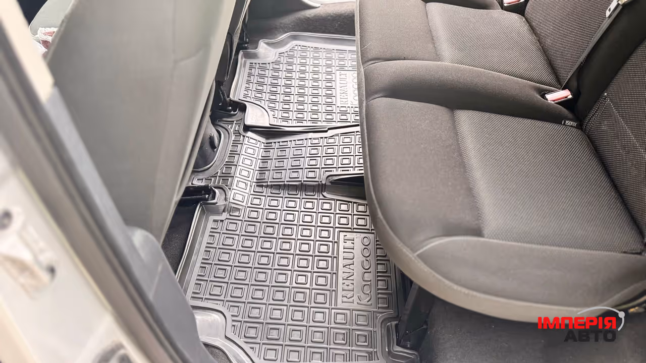 Renault Kangoo - фото 13