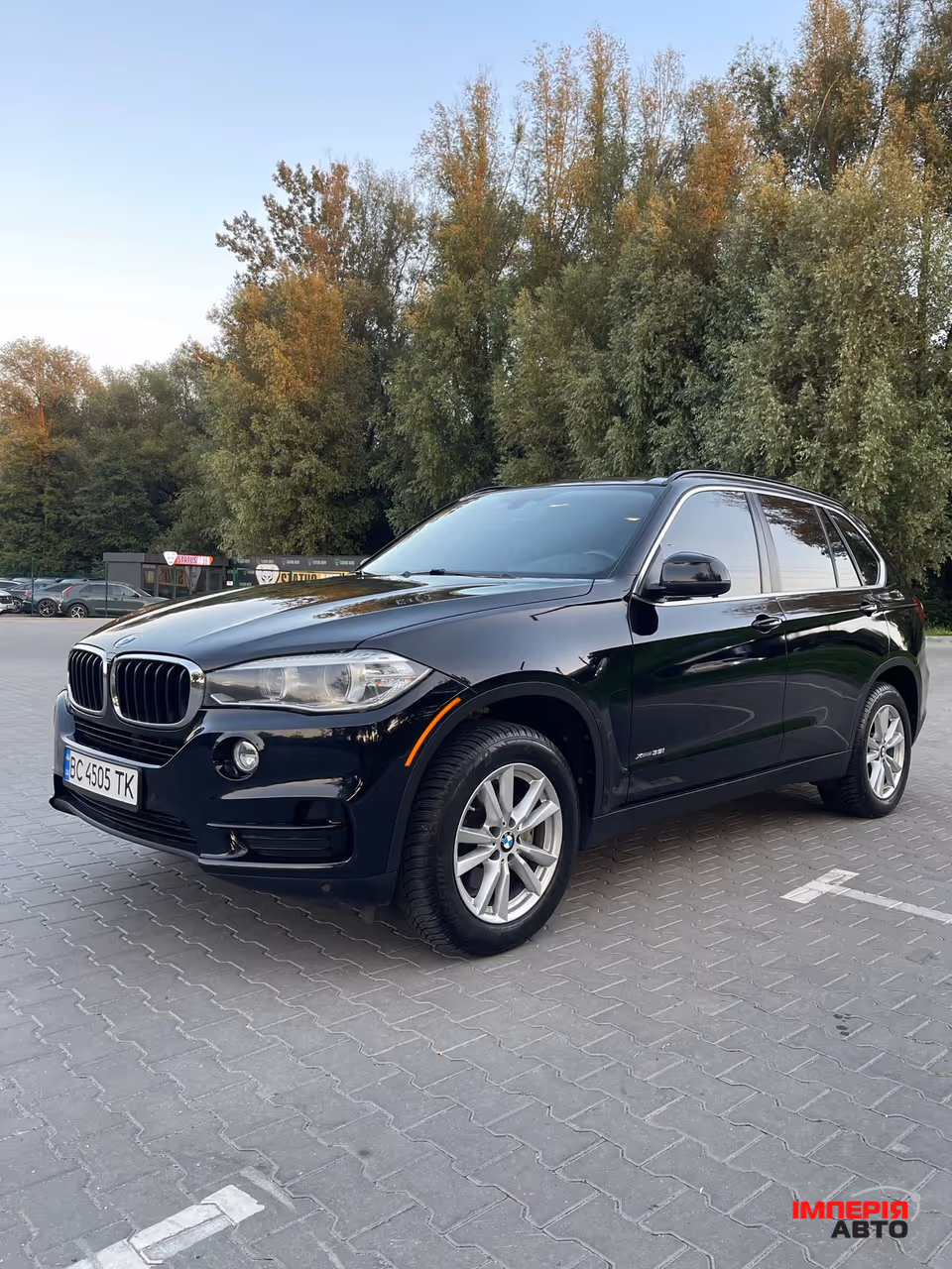 BMW X5 - фото 1