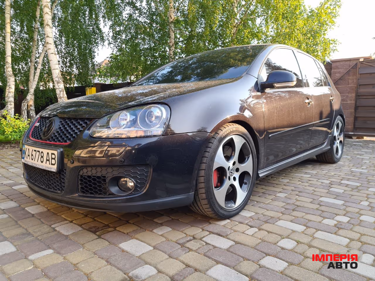 Volkswagen Golf GTI - фото 9