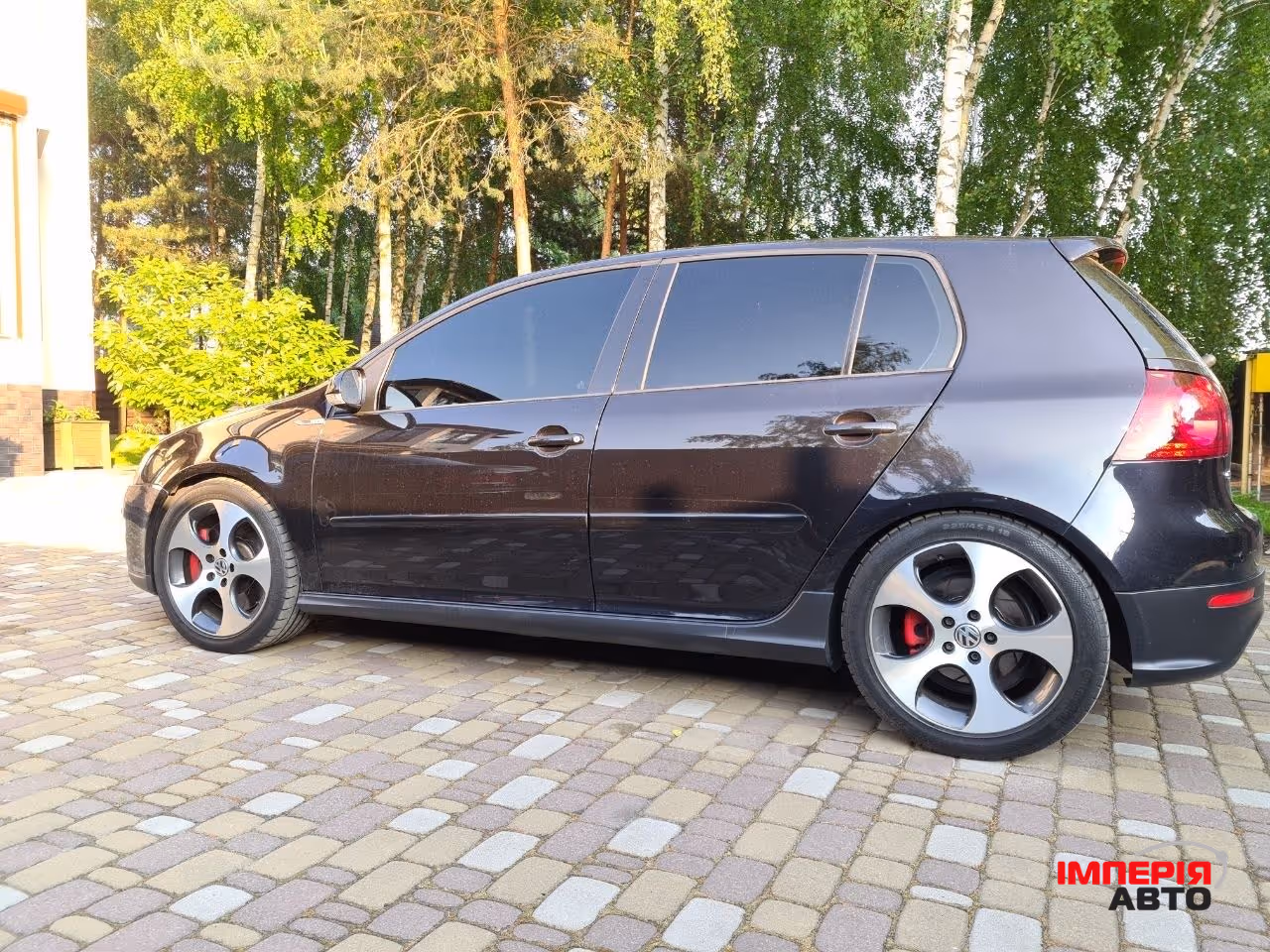Volkswagen Golf GTI - фото 16