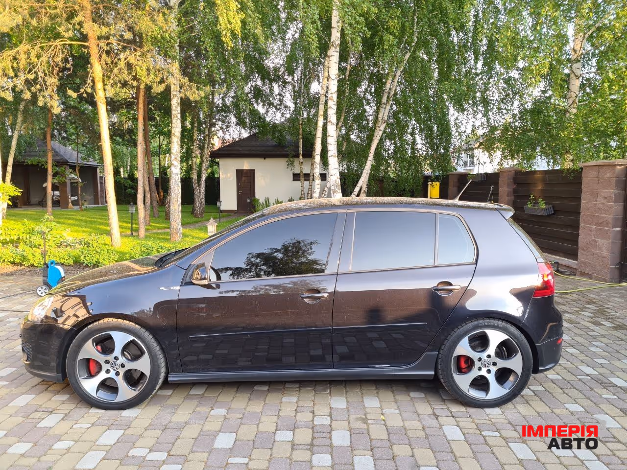 Volkswagen Golf GTI - фото 4